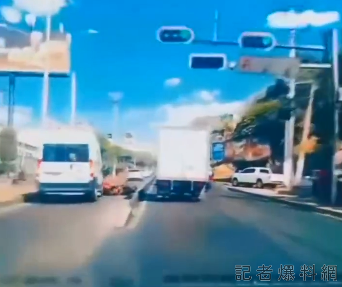 救護車 車禍 薩爾瓦多