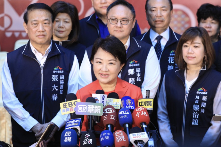 綠促台中議會開臨時會 蕭隆澤:「天選之肉」市府應專案報告 200 綠促台中議會開臨時會 蕭隆澤:「天選之肉」市府應專案報告 199