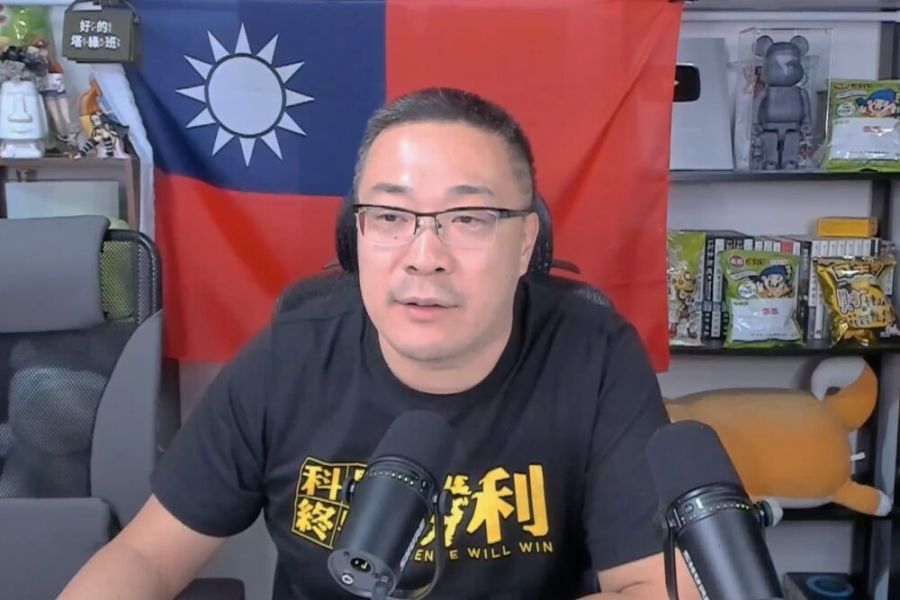 【有影】該砍掉哪部會?徐巧芯黃光芹指數發部 朱學恒點名NCC 214 照片來源:朱學恒網路直播截圖