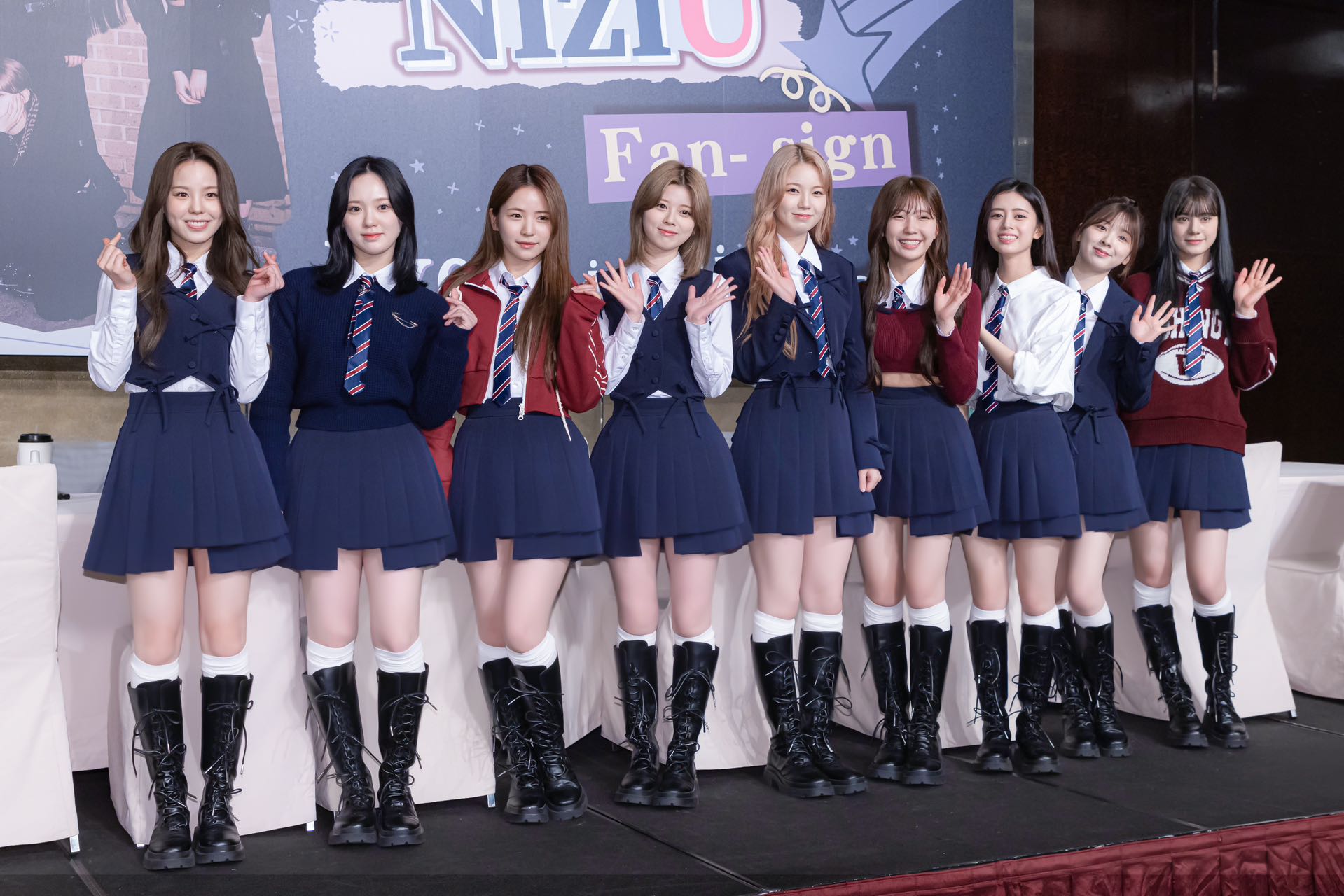 由南韓經紀公司JYP娛樂所打造的日本女團NiziU,首度在台舉辦專場活動,吸引粉絲到場。(照片/YGM娛樂提供)