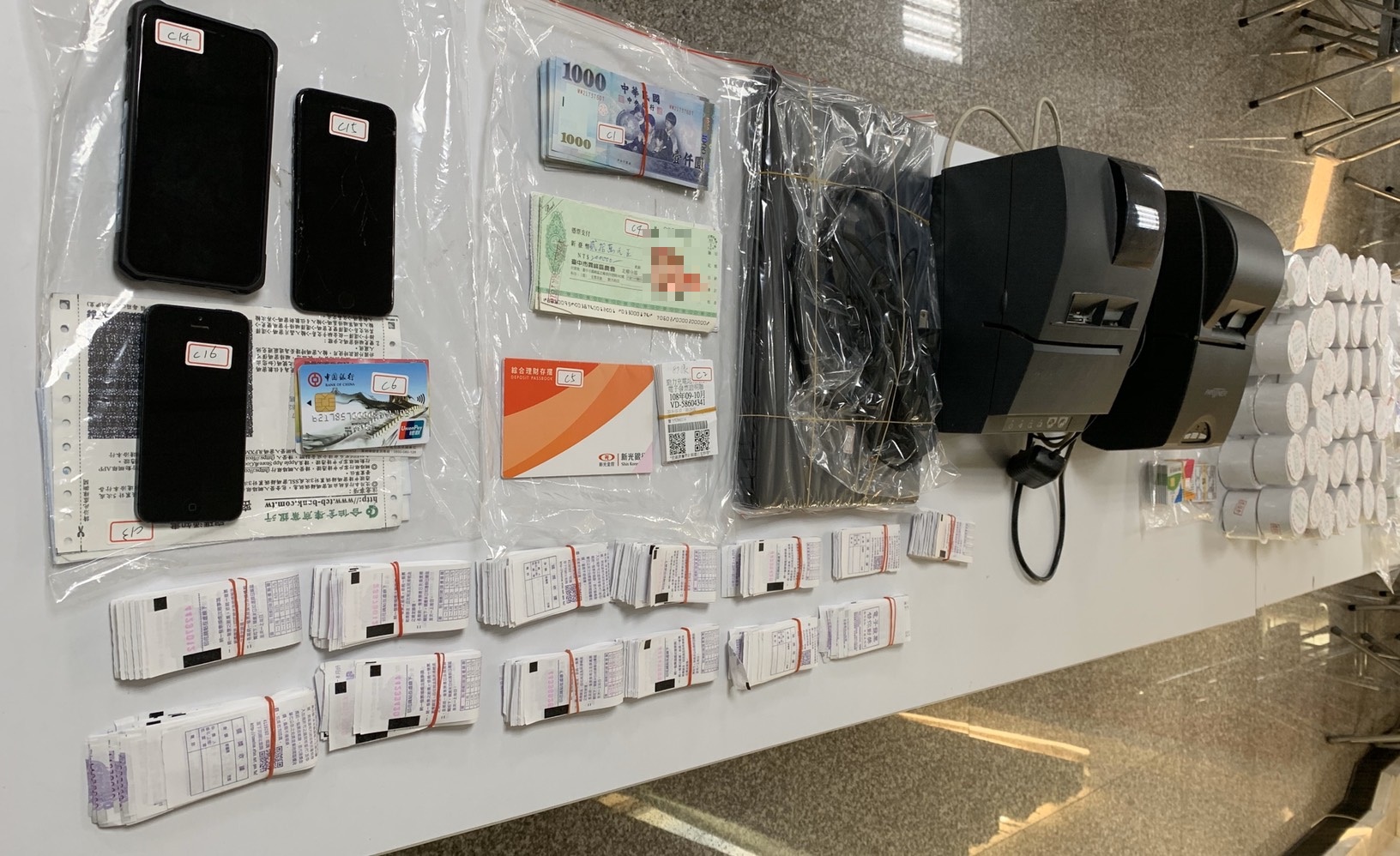 ▲彰化地檢署2021年10月底偵破虛設水公司詐領發票獎金案，逮捕曾姓主嫌等12人到案，曾姓男子依《組織犯罪條例》等罪，判應執行有期徒刑4年6月。（資料照片）