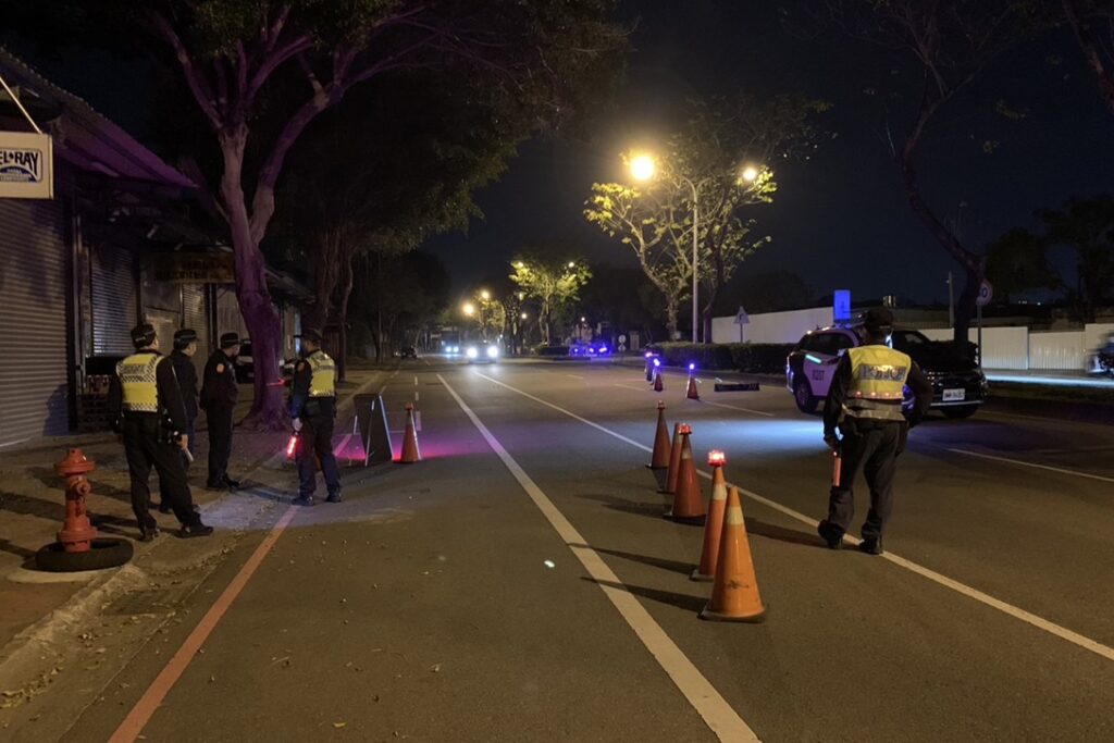 ▲圖說:中市警執行「酒駕大執法專案」,針對酒駕易肇事路段加強取締 (圖/台中市政府提供)