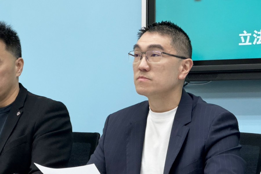 【有影】謝國樑親上火線回東岸商場爭議 指林右昌7年沒有完成產權登記 202 基隆市長謝國樑19日至國民黨團舉行記者會說明東岸廣場爭議。