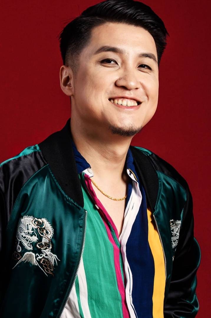樂齡新樂園Podcast節目主持人魏士翔幽默風趣,甚受聽眾喜愛。(圖/記者黃溎芬翻攝)
