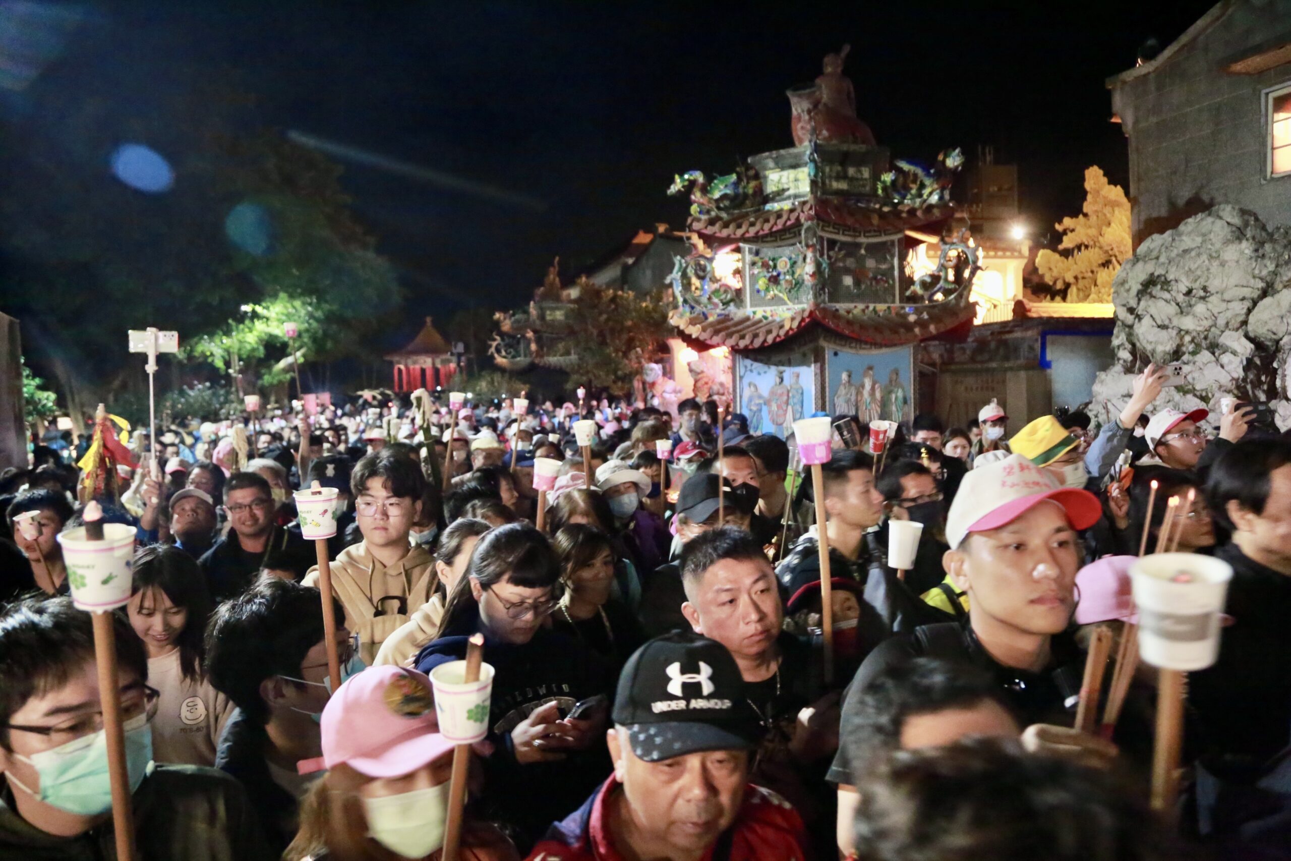 台南市長黃偉哲積極推動「東山迎佛祖」 期民俗扎根校園