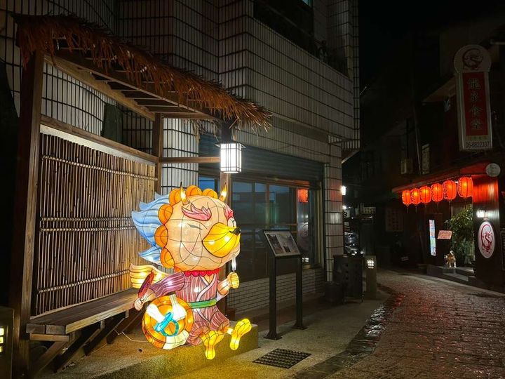 「花影棧亭」添浪漫 關子嶺溫泉公園泡湯賞燈好愜意