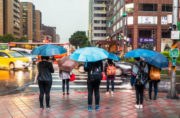 ▲好天氣剩兩天 週四起將轉濕冷。(示意圖/www.istockphoto.com)