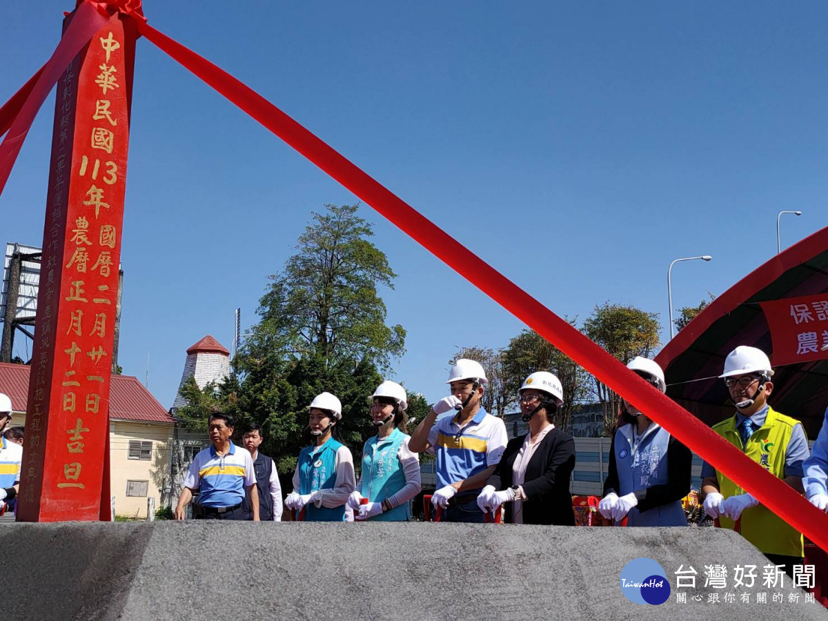 彰化果菜市場新增停車場、卸貨區、冷鏈倉儲場地開工動土。圖/記者鄧富珍攝