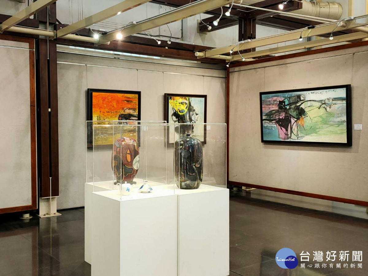 東方抽象表現,郭博州、白丰中雙個展。圖/記者鄧富珍攝