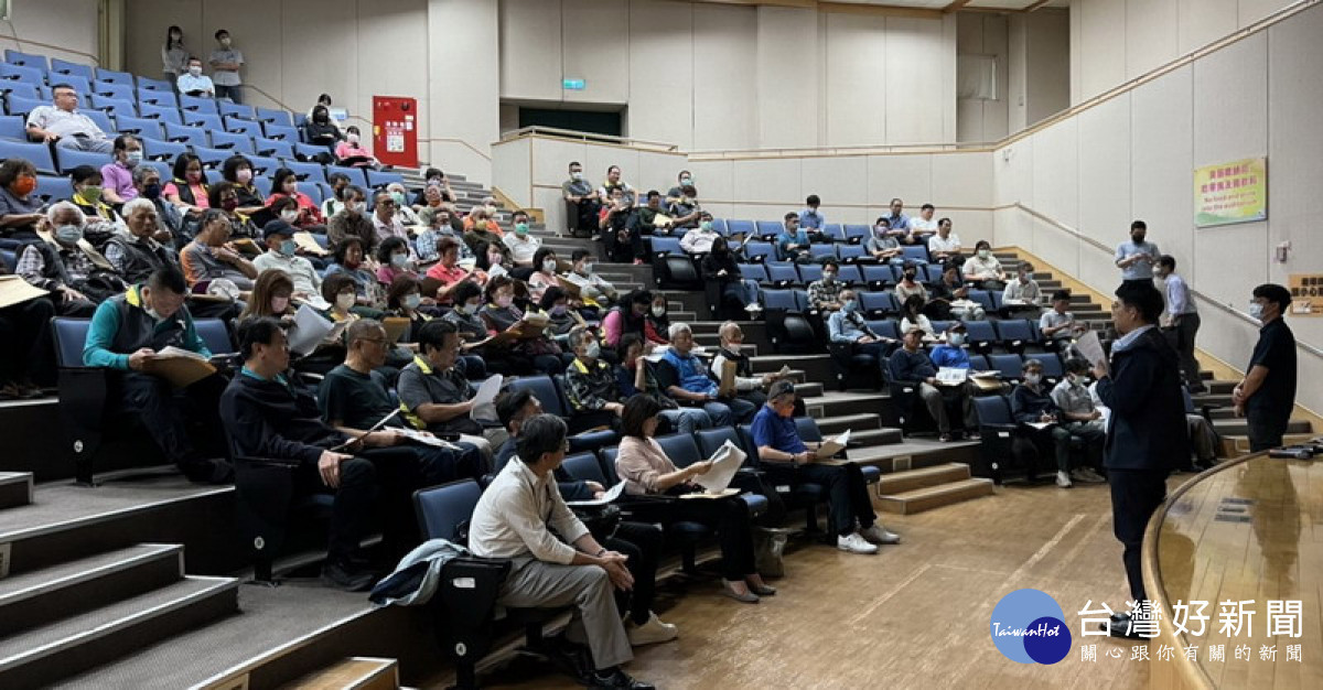 ▲高市府召開ROT案公聽會，廣納各方意見使ROT案規劃更為周詳。