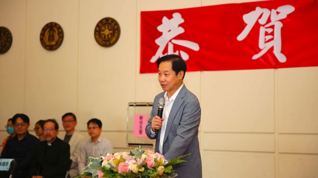 東海大學舉辦「113年春節聯誼茶會」活動,校長張國恩致詞。(圖/東海大學提供)
