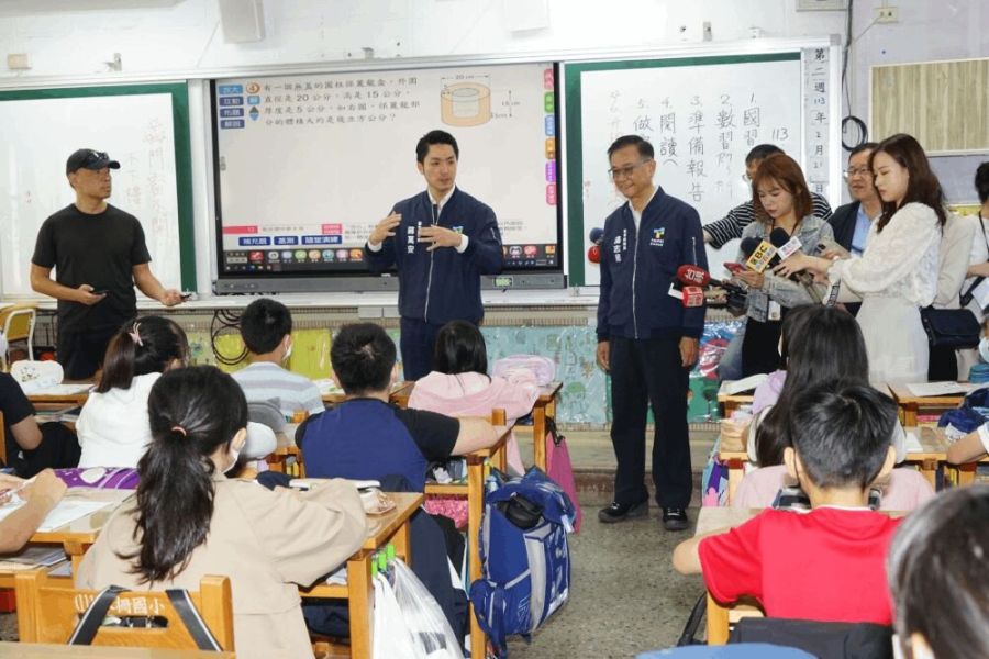 深坑工廠大火異味飄雙北 蔣萬安鐵腕危機處理改行程、盯環保局 189 照片來源:台北市政府