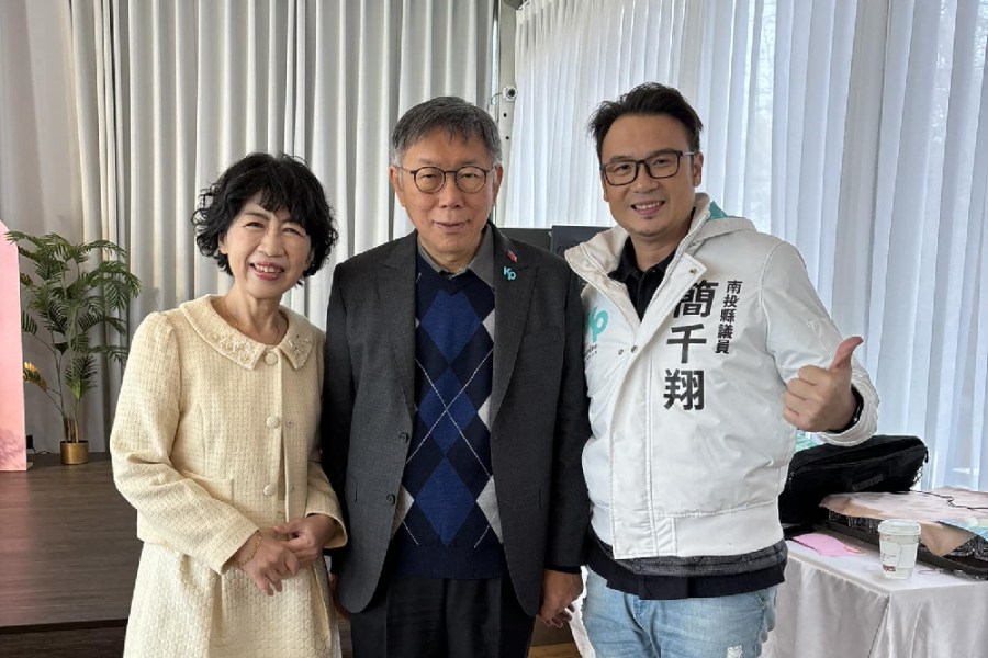 民眾黨「小草扎根2.0」 簡千翔:「坐3望4」組議會黨團 202 民眾黨「小草扎根2.0」 簡千翔:「坐3望4」組議會黨團 201