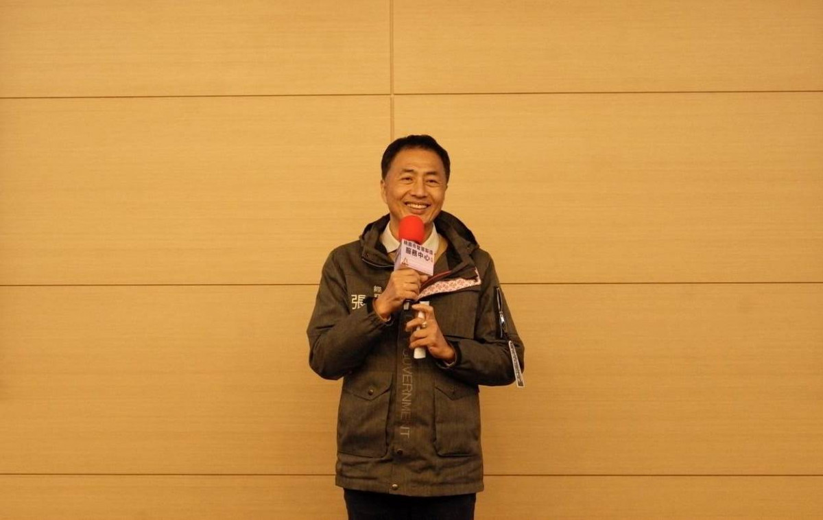 張誠表示,桃園市智慧製造服務中心以深度健檢為核心基礎,並藉由講座、典範觀摩等活動,賦能更多在地業者。<br /><br />