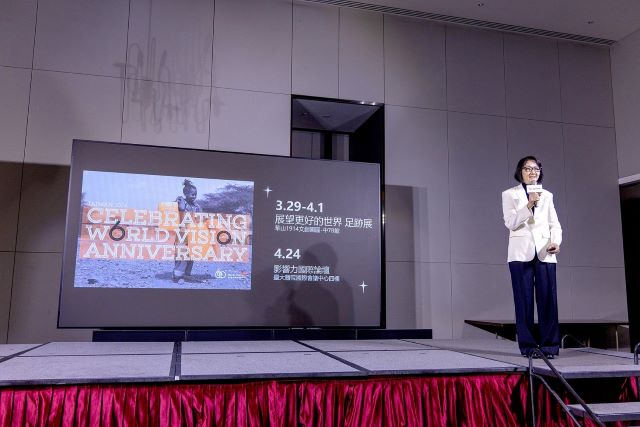 展望會會長李紹齡宣布60週年系列活動。.jpg
