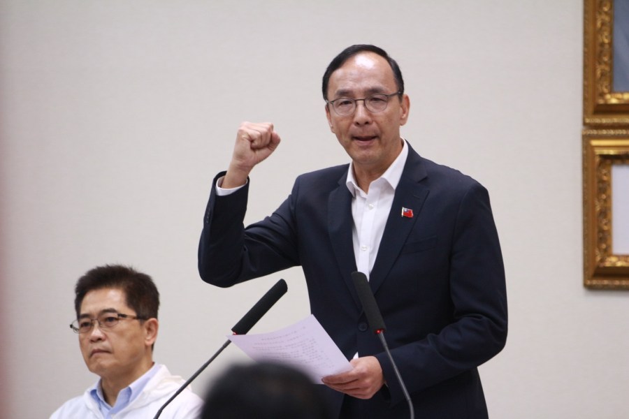 【藍營新局2-2】國民黨權力中心乏人問津 朱立倫讓黨內覺得「狗吠火車」 213