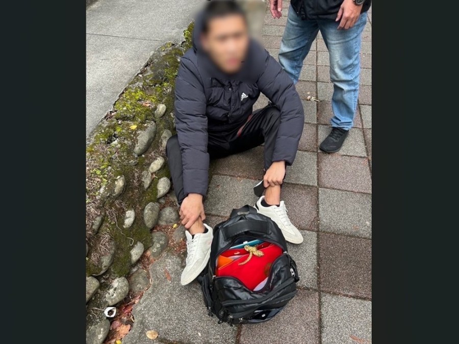 乾女兒騙投資股票250萬元 警設局逮19歲詐欺男車手 201 cnews204240222a01