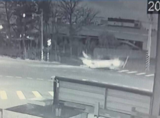 ▲就讀小學的陳姓3姊弟行走在伸港鄉建國路與美港路口行穿線時，遭蕭姓老翁駕車撞擊。（民眾提供）