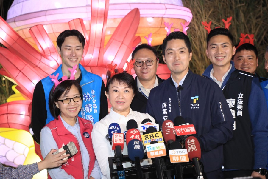 邀蔣萬安賞燈引話題 盧秀燕強調兩人只有合作無競爭 204 邀蔣萬安賞燈引話題 盧秀燕強調兩人只有合作無競爭 203