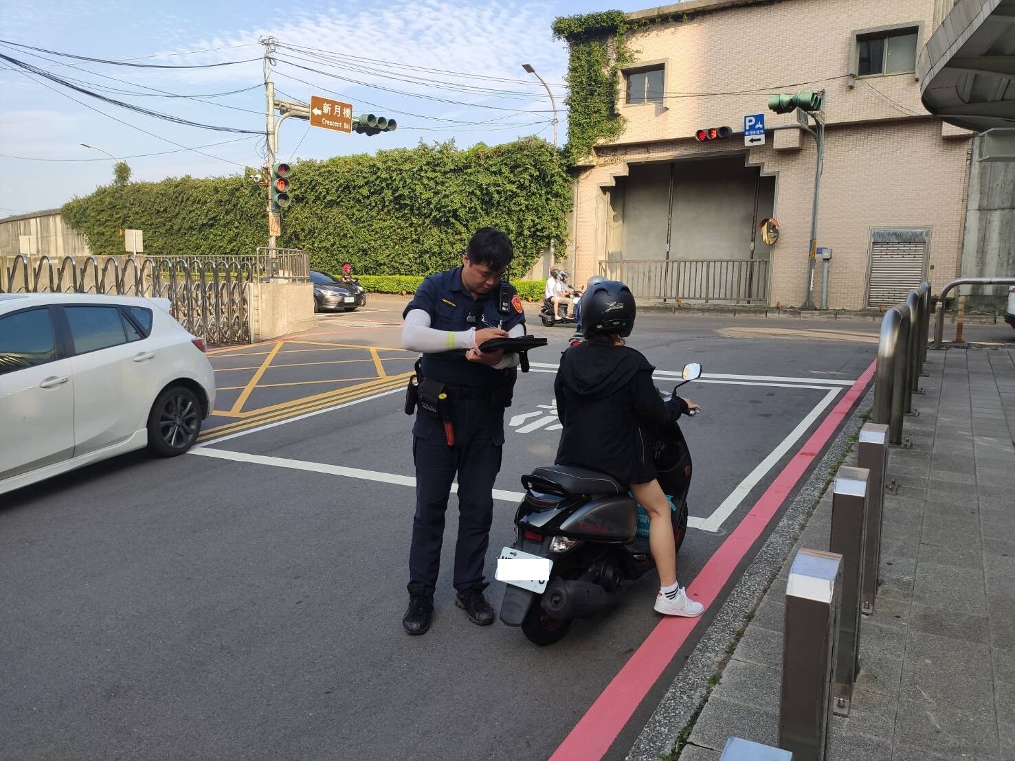 警方將加強易違規及肇事路段執法。(記者宋紹誠翻攝)