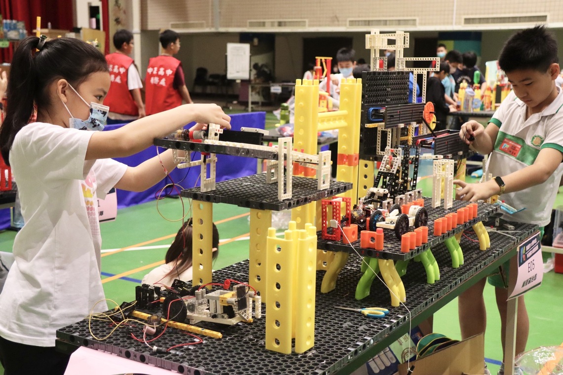 漾新聞|高市中小學積木比拼競賽 比創意也比科技