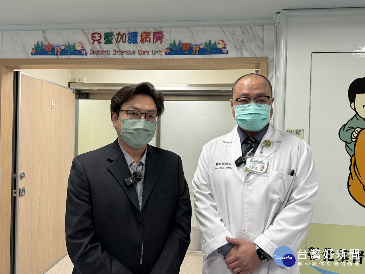 張尚文主任(圖右)表示,醫療團隊全力救治下,期望陳小妹妹有奇蹟出現。