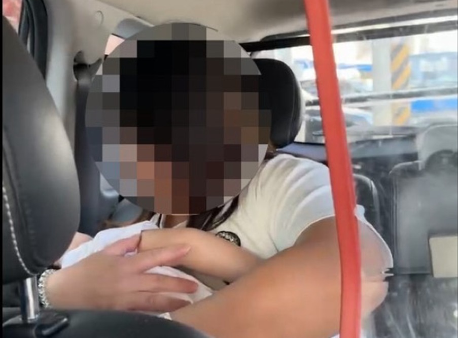 ▲圖說:春社派出所警車載著昏迷女童與母親,並提醒葉母要持續與孩子對話 (圖/台中市政府提供)