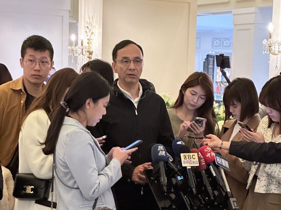 傅崐萁遭指佈局國民黨主席 朱立倫：不值得討論的謠言 223