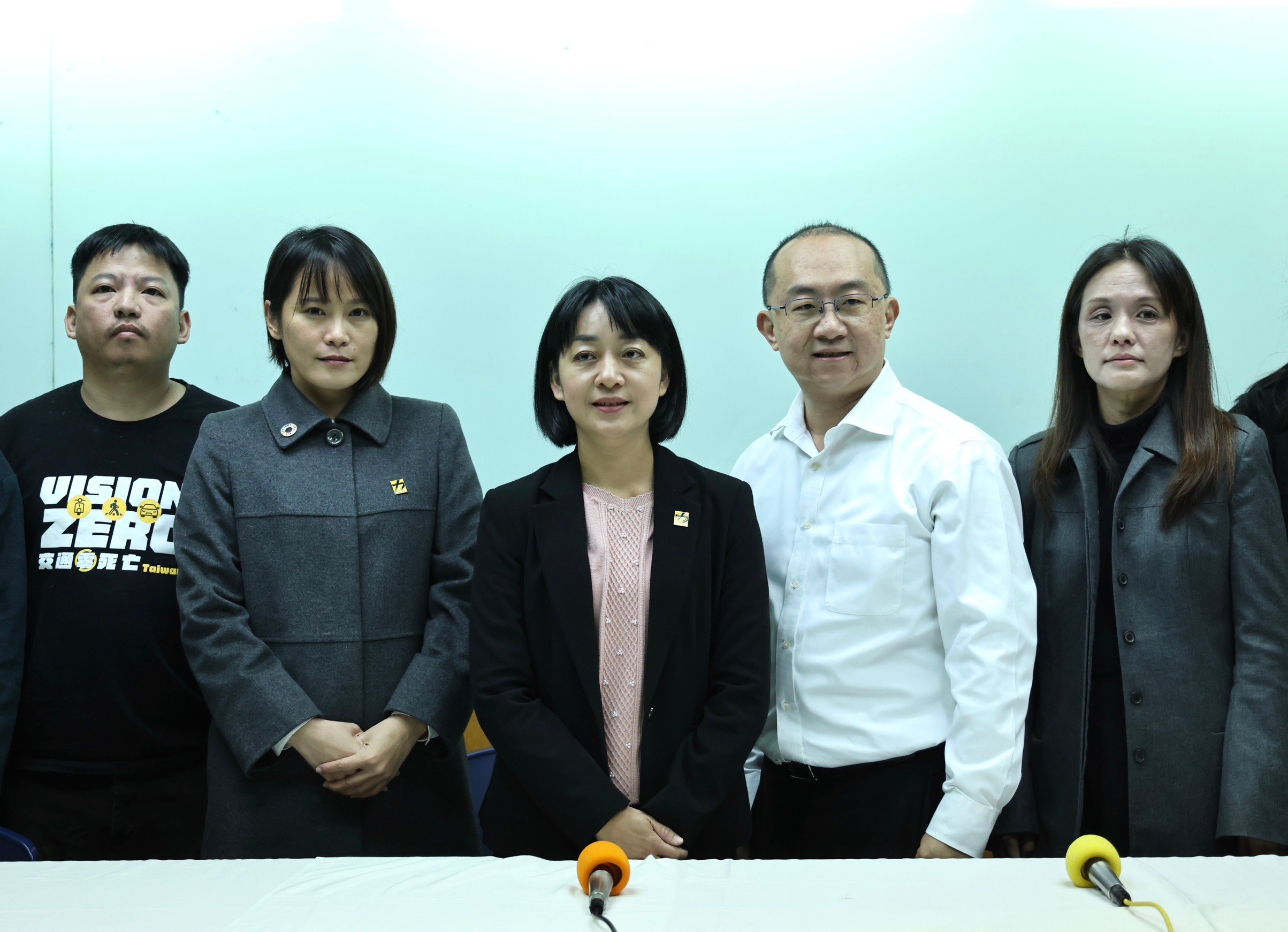 時代力量主席王婉諭(中)主持第四屆決策會議。林啟弘攝