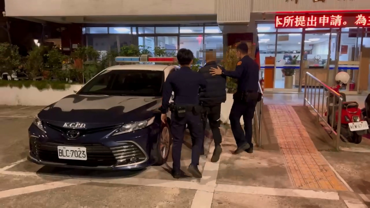 6旬男誤信LINE投資群組 鳳警將計就計逮獲車手送辦