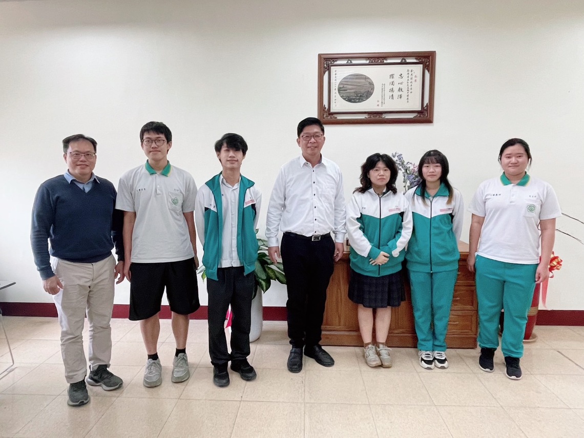 漾新聞|大學學測成績放榜 仁武高中表現佳超越去年