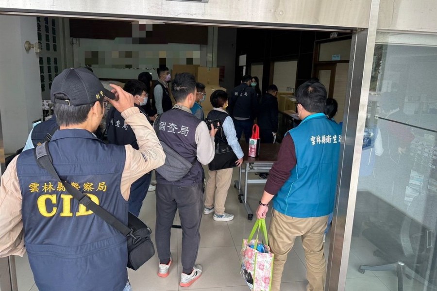 蘇丹紅案雲檢出手 聲押禁見2研發人員 184 蘇丹紅案雲檢出手 聲押禁見2研發人員 183