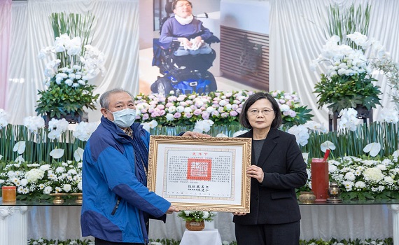 人權律師陳俊翰告別式 總統親頒褒揚令追悼