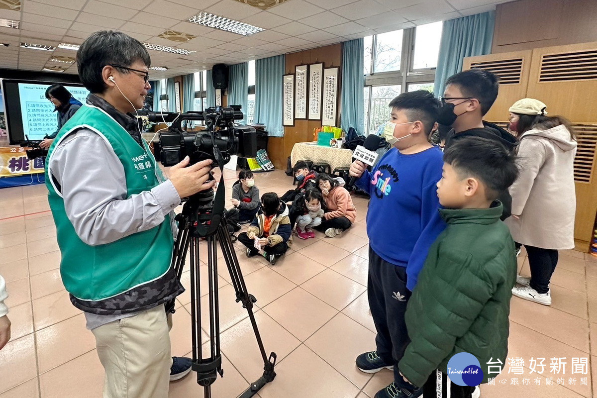 中嘉寬頻|北健27日來到桃園市內海國小舉辦媒體識讀講座。