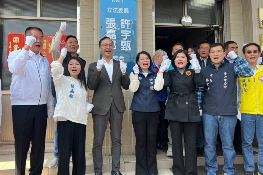 強化地方服務量能 雙姝立委雲林聯合服務處今掛牌 202 張嘉郡、許宇甄28日在雲林成立聯合服務處。