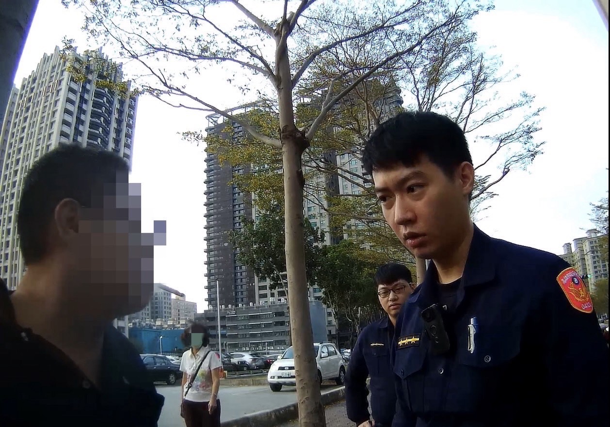男子情義相挺護送友人返家，最後反遭逮捕歸案。〈圖/記者蔡宗武翻攝〉