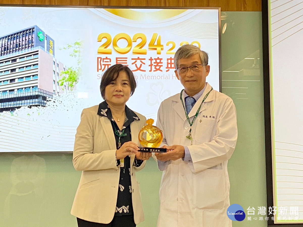 新任彰化秀傳醫院院長馬旭院長(右)將帶領醫療團隊展開美麗新征程。圖/記者鄧富珍翻攝