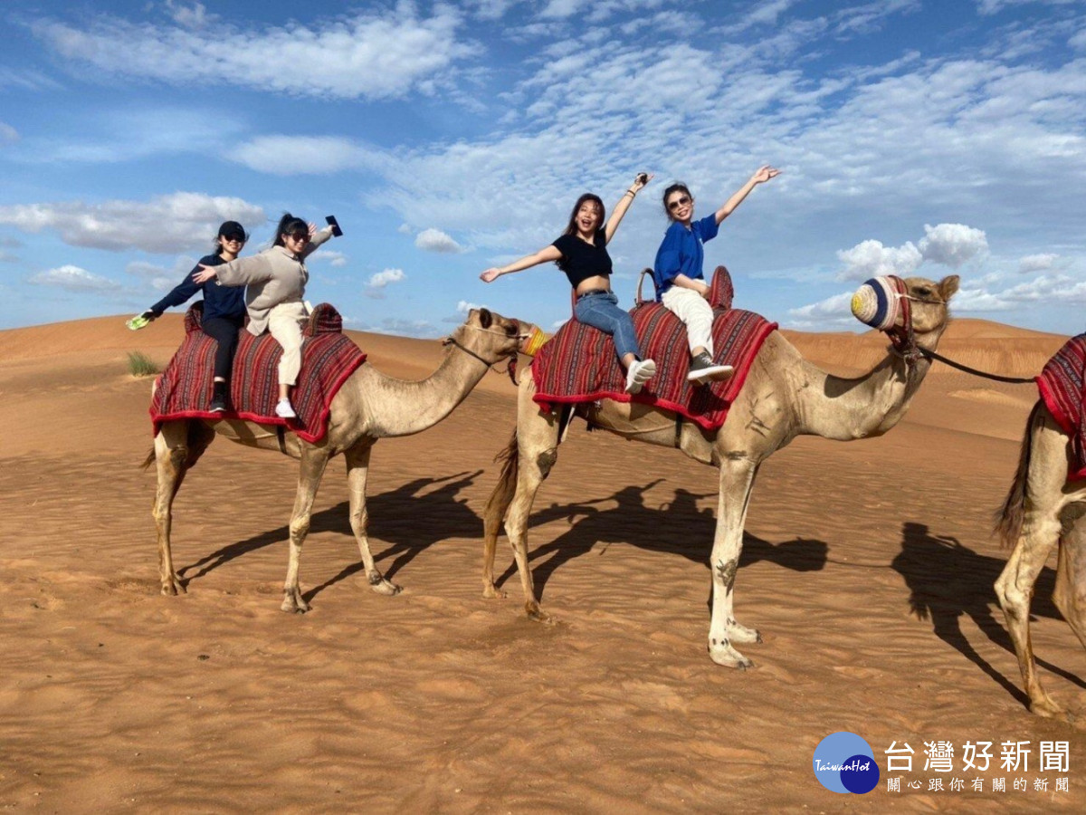 觀光學院碩士班學生在杜拜阿吉曼(Ajman)旅館實習,休假之餘深度遊當地,體驗濃厚的中東民俗風情。
