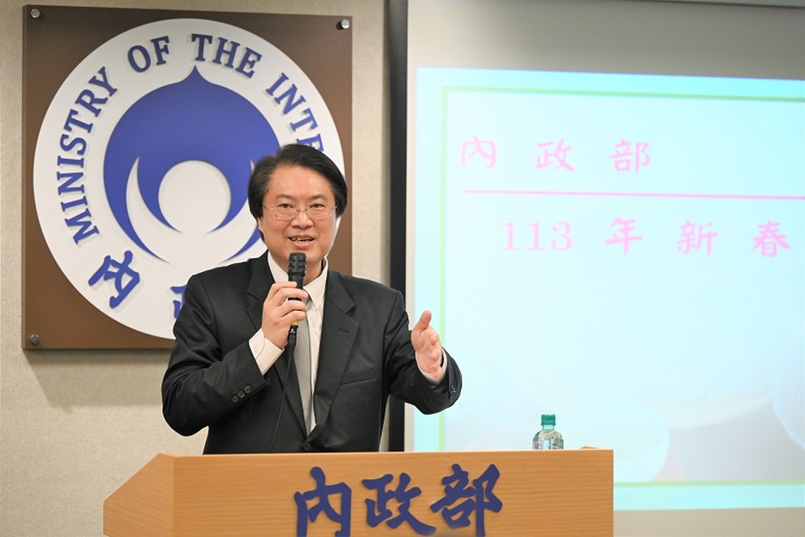 林右昌:推動虛坪改革 有效降低公設比例