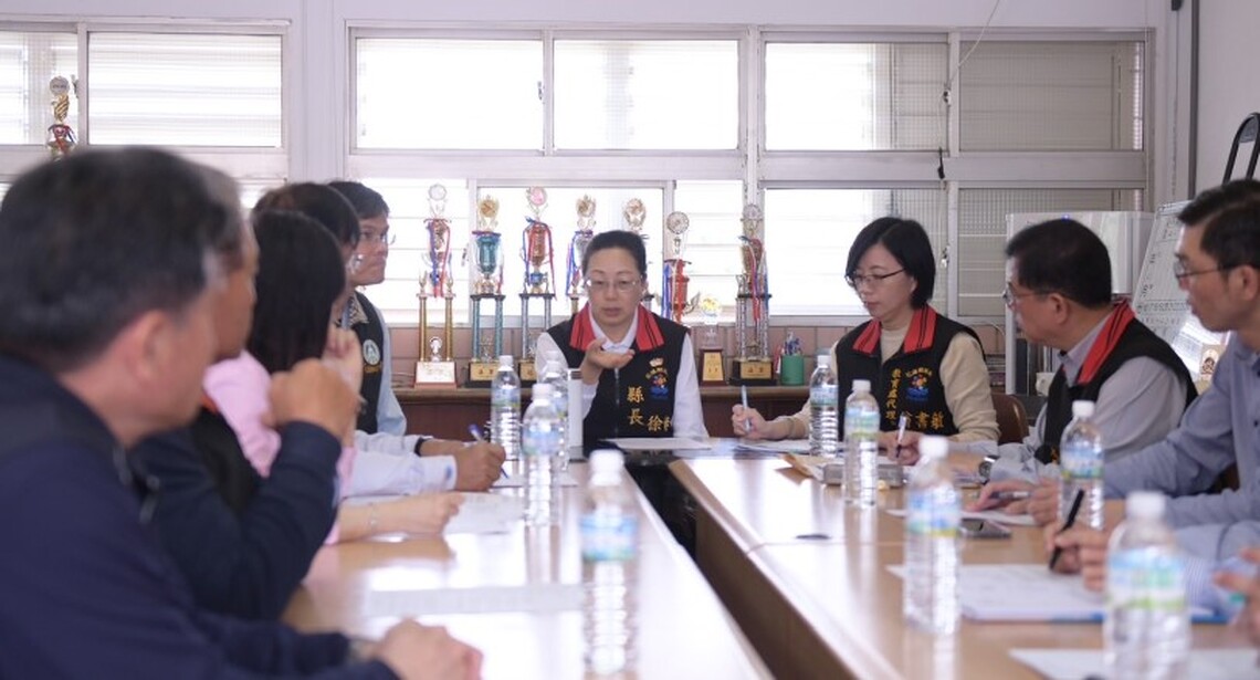 徐榛蔚訪美行程結束 抵台隨即返花關心學生