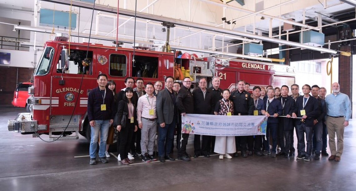 徐榛蔚率城市交流團赴美 參訪格倫代爾消防局與救災救護指揮中心 汲取國際救災量能