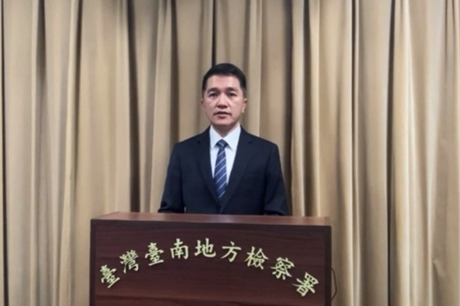 南檢偵辦光電產業不法疑案　市長黃偉哲出庭作證 185