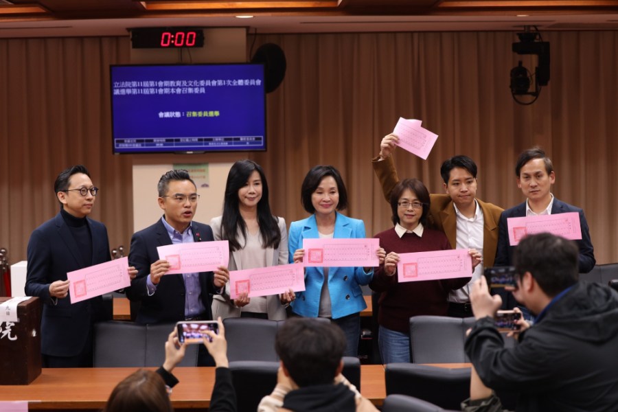 【分析】立法院藍白召委選舉 民眾黨兩大因素「不敢要」 174 立法院29日進行召委選舉,國民黨立委亮票。