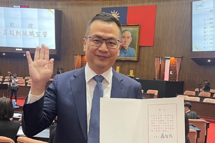 指謝國樑幫基隆人保住40億元 羅智強質疑:林右昌亂什麼? 182 指謝國樑幫基隆人保住40億元 羅智強質疑:林右昌亂什麼? 181