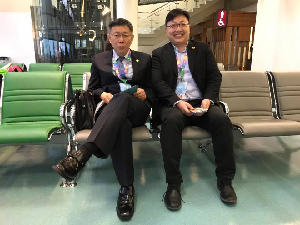 新任環保局長徐世勳(右)。圖/取自徐世勳《臉書》