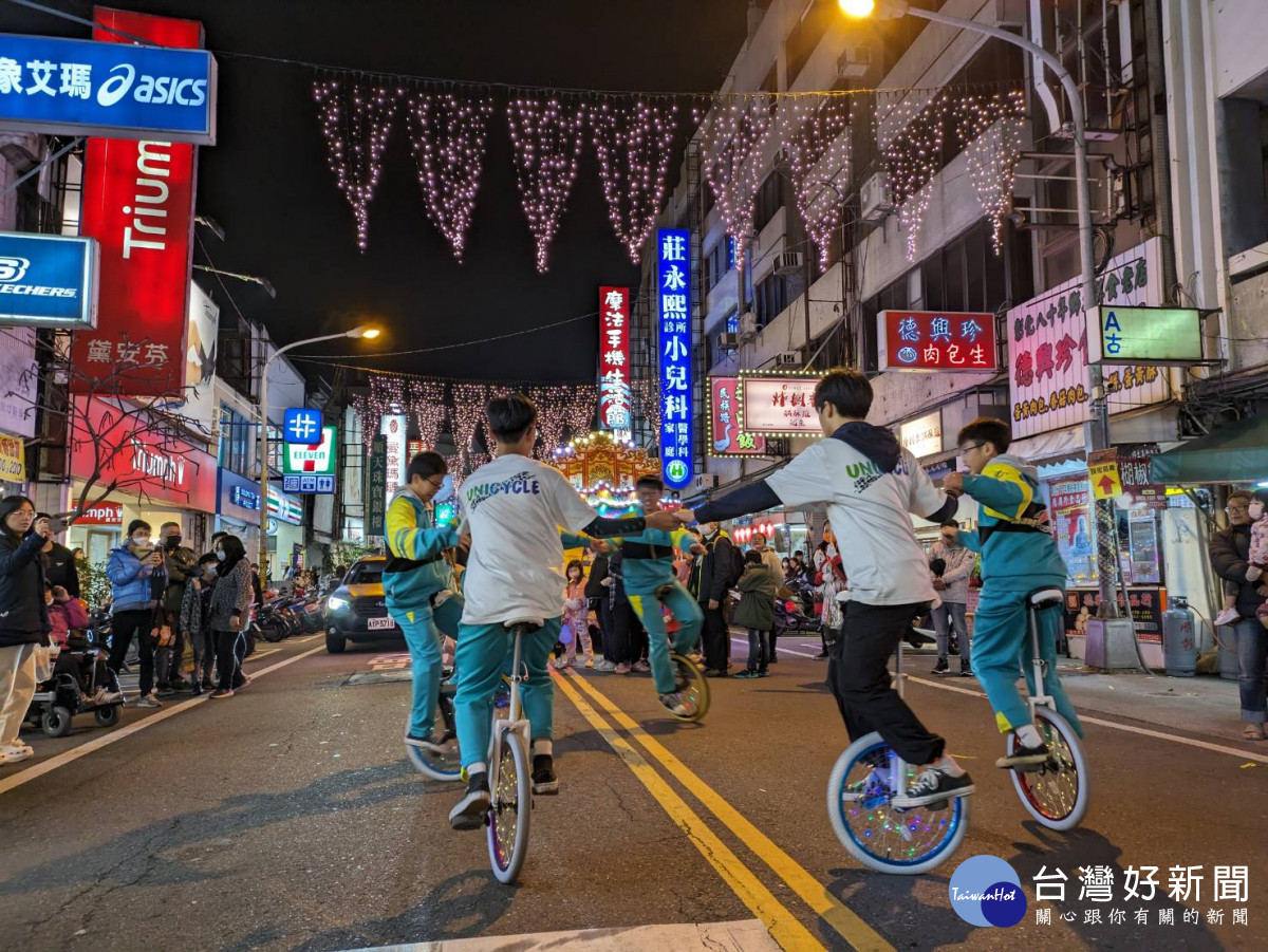 彰化古城踩街國際嘉年華,酷炫!圖/記者鄧富珍翻攝
