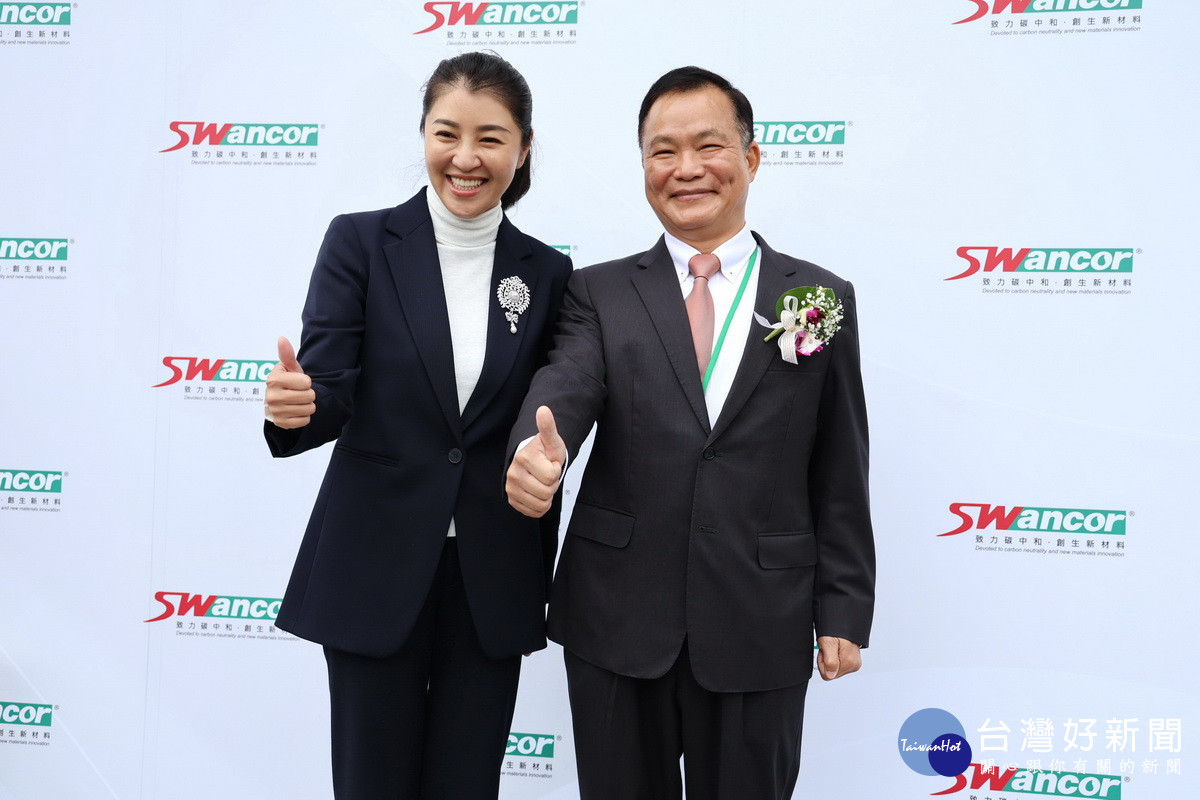 許淑華感謝蔡董脹長期投入公益。(縣府提供)
