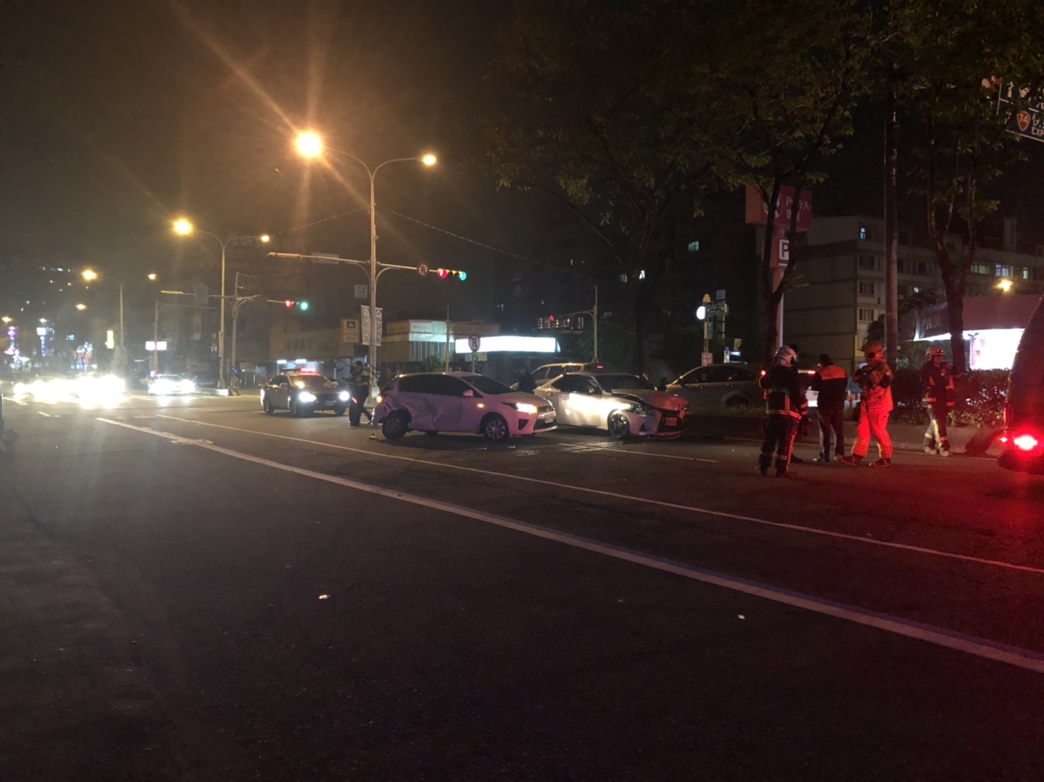 ▲男子酒駕肇事，事後雖然自知理虧，警方在處理過程中發現了他身上的酒味，雖然主動報警，卻沒承認有酒駕，法院駁回抗告維持判刑4月。（示意圖　記者張溎壕攝）