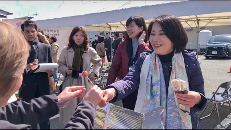 周春米化身超級試吃員　屏東好物上架熊本超市