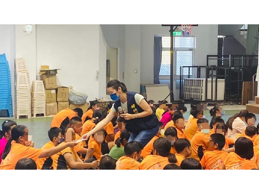 東警「守護婦幼人身安全」 校園巡迴宣導列車開跑囉!
